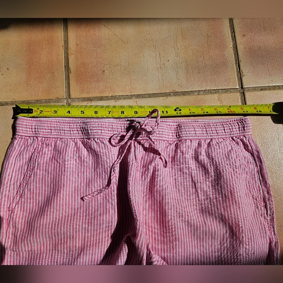 Vineyard Vines Linen/Cotton Drawstring Shorts - Picture 11 of 11